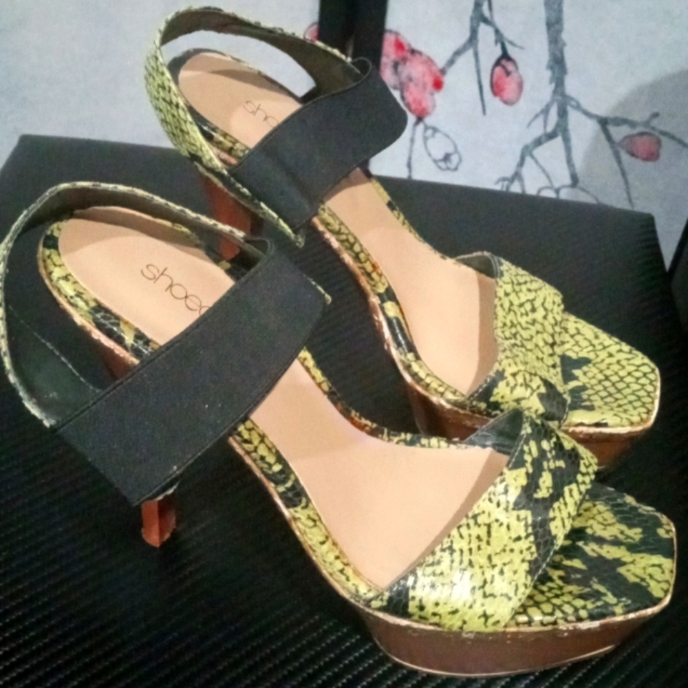 High heels with plat form